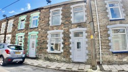 Whitting Street, Porth, CF39