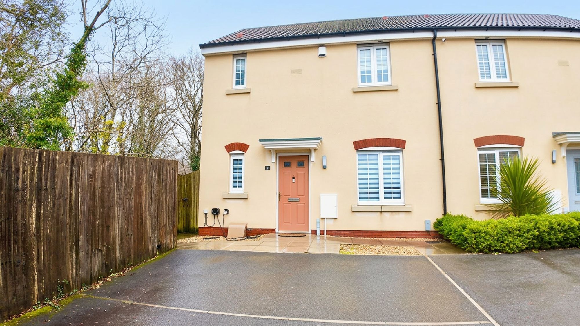 Tirfilkins Close, Pontllanfraith, NP12