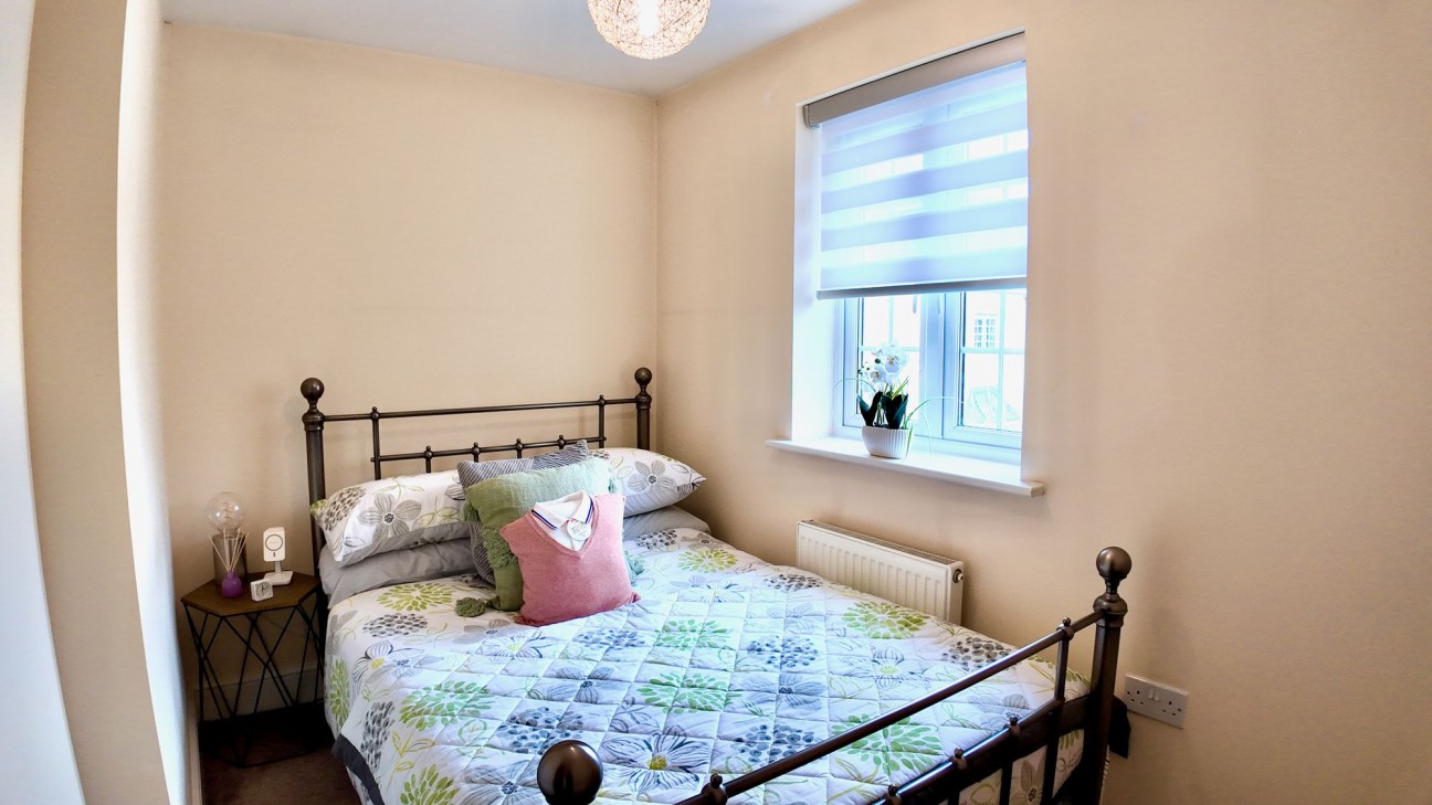 Tirfilkins Close, Pontllanfraith, NP12