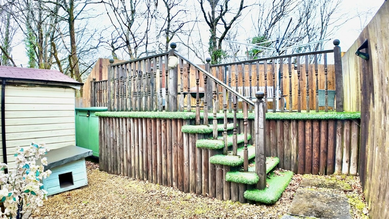 Tirfilkins Close, Pontllanfraith, NP12