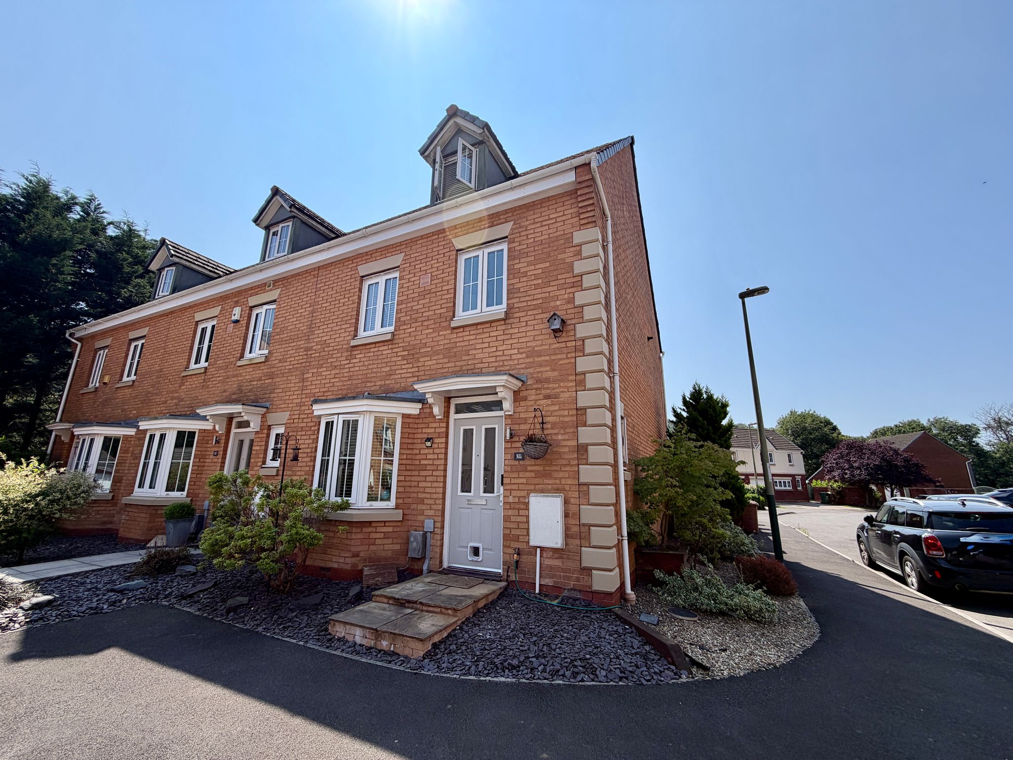 Mill Court, Crumlin, NP11