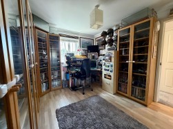 Mill Court, Crumlin, NP11