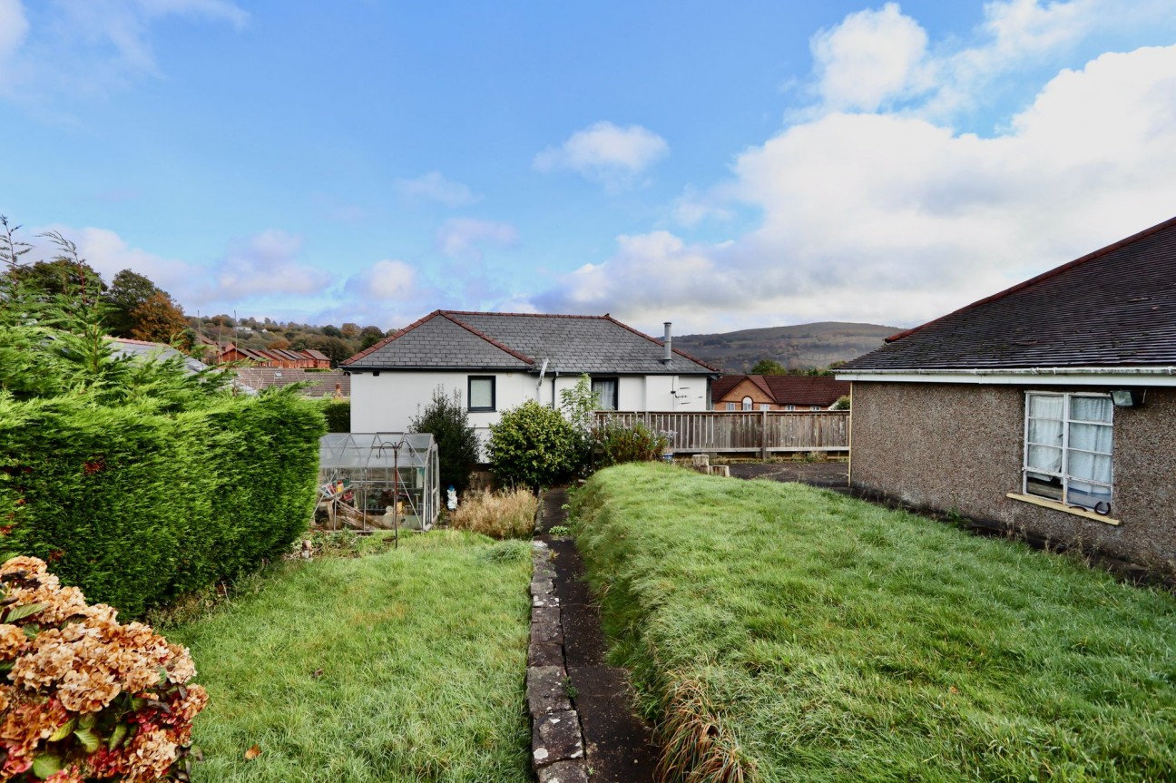 New Bryngwyn Road, Newbridge, NP11