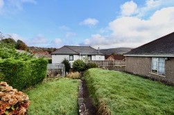 New Bryngwyn Road, Newbridge, NP11