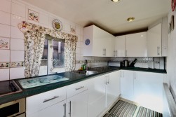 New Bryngwyn Road, Newbridge, NP11