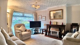Grange Hill, Bonnie View, NP12