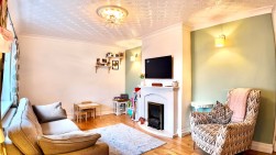 Farm Close, Oakdale, NP12