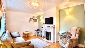 Farm Close, Oakdale, NP12