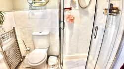 Farm Close, Oakdale, NP12