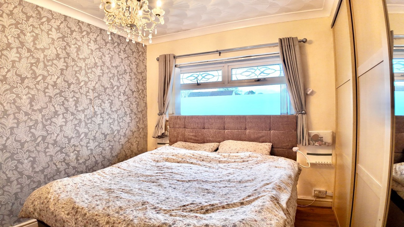 Farm Close, Oakdale, NP12