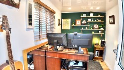 Farm Close, Oakdale, NP12