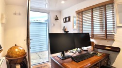 Farm Close, Oakdale, NP12