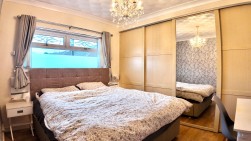 Farm Close, Oakdale, NP12