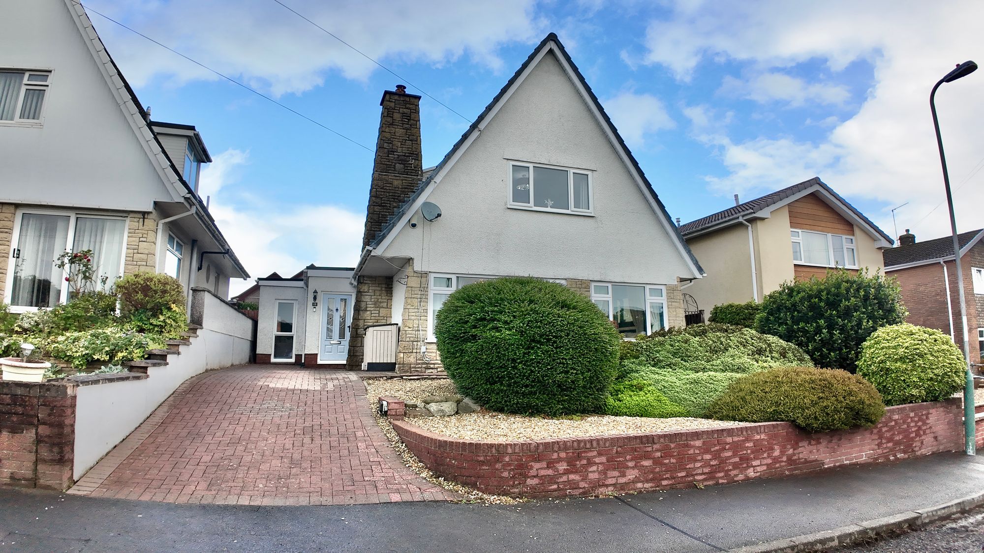 Chestnut Grove, Pontllanfraith, NP12