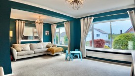 Chestnut Grove, Pontllanfraith, NP12