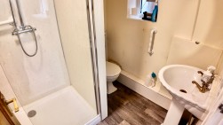 Twyncarn Road, Cross Keys, NP11