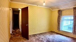 Twyncarn Road, Cross Keys, NP11