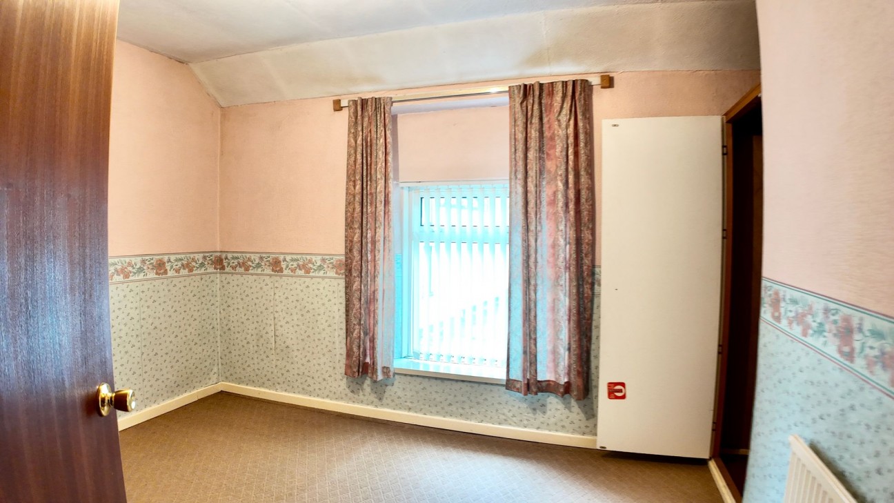 Twyncarn Road, Cross Keys, NP11