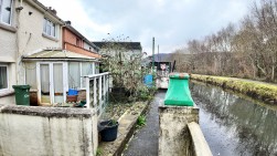 Twyncarn Road, Cross Keys, NP11