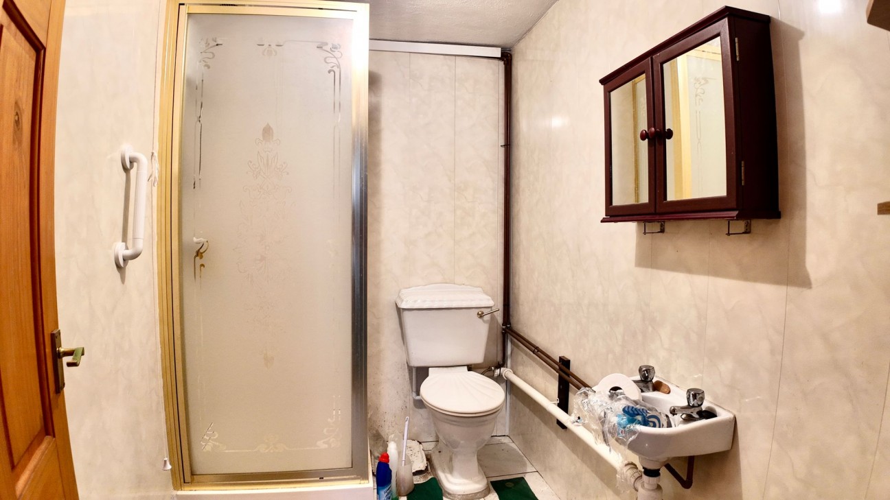 Twyncarn Road, Cross Keys, NP11