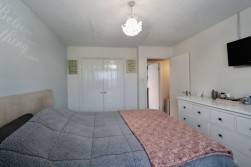 Tansy Close, Penpedairheol, CF82