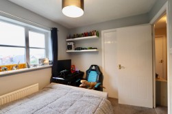 Tansy Close, Penpedairheol, CF82