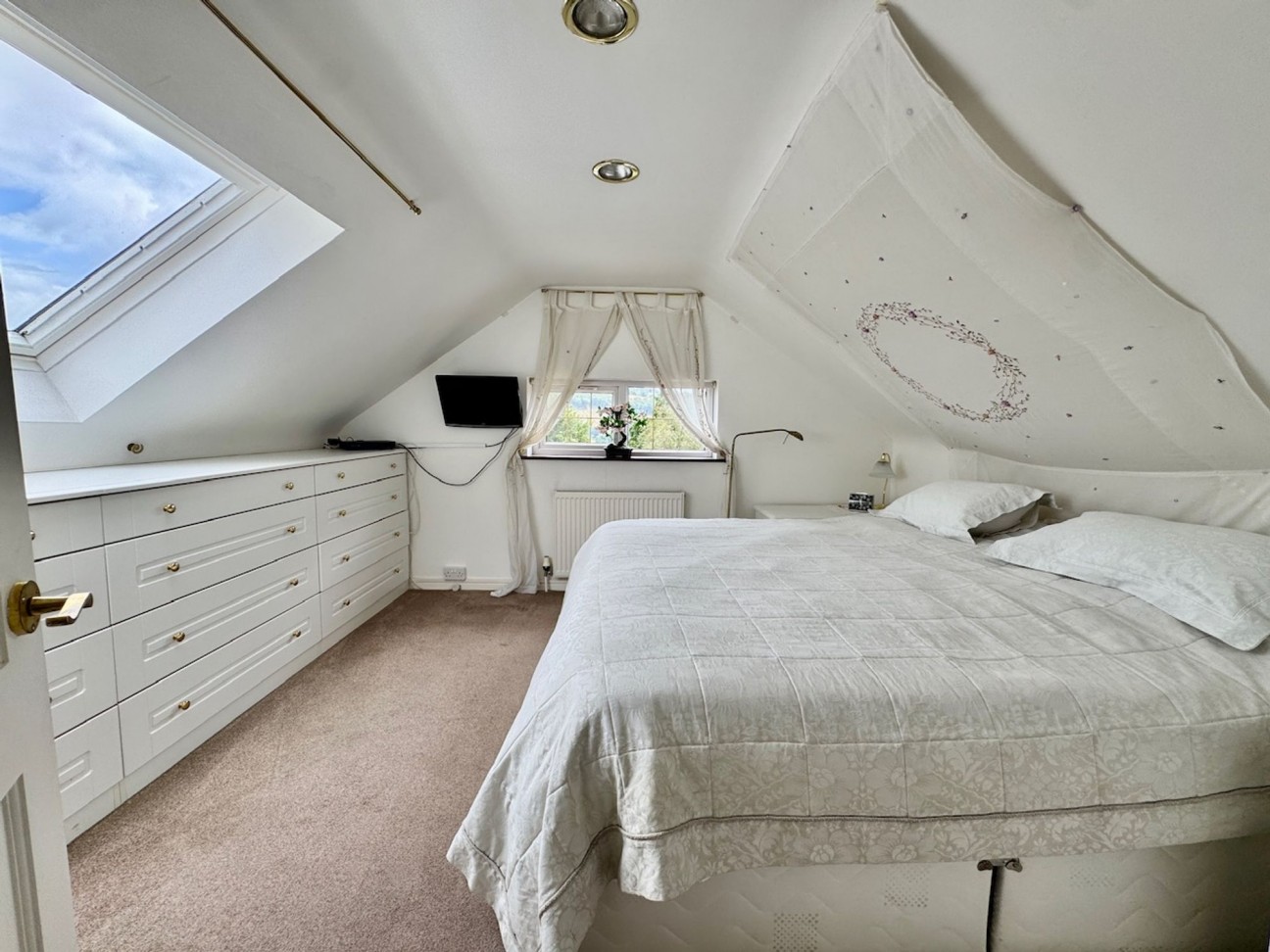 The Uplands, Newbridge, NP11