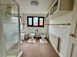 The Uplands, Newbridge, NP11