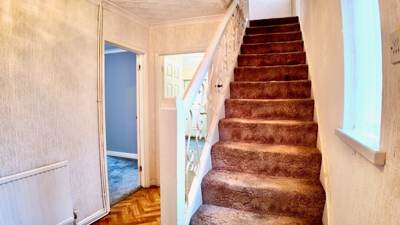 Highland Crescent, Pontllanfraith, NP12