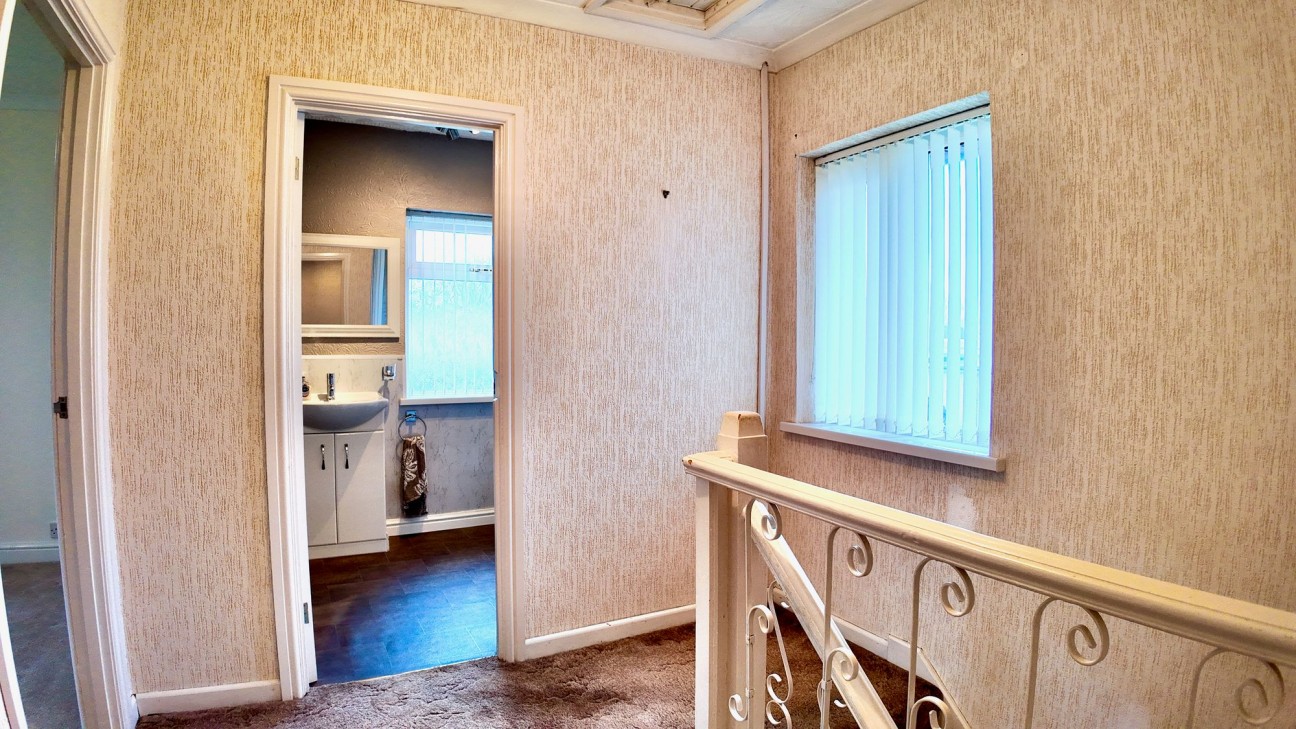 Highland Crescent, Pontllanfraith, NP12