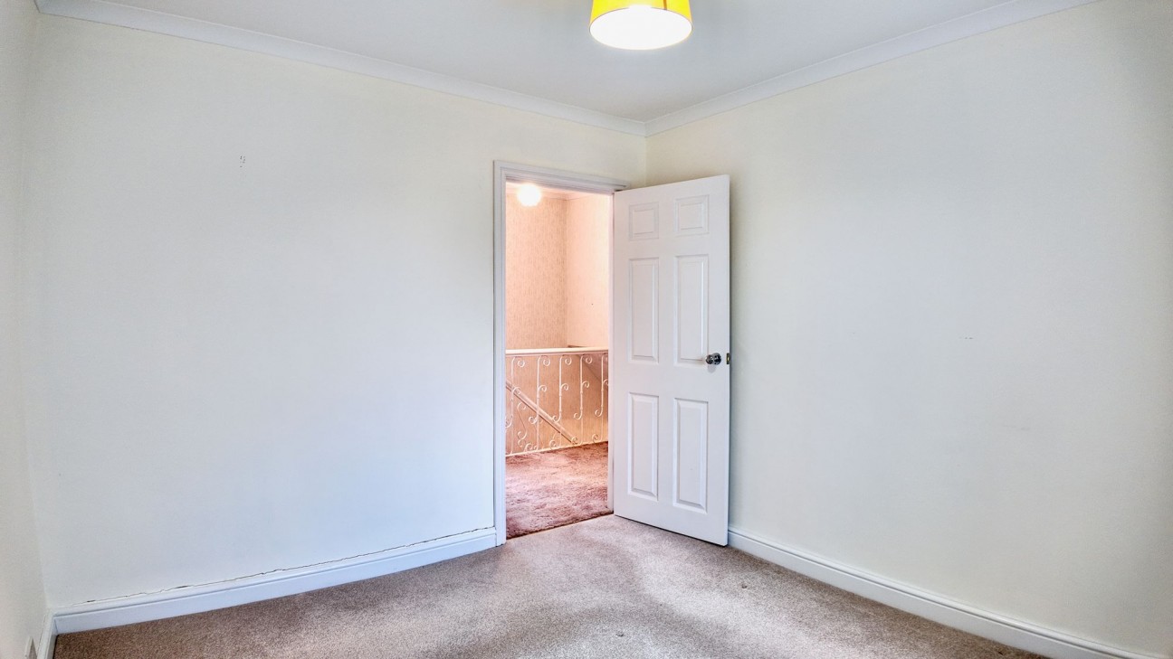 Highland Crescent, Pontllanfraith, NP12