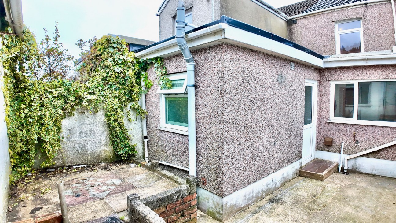 Glyn Terrace, Tredegar, NP22