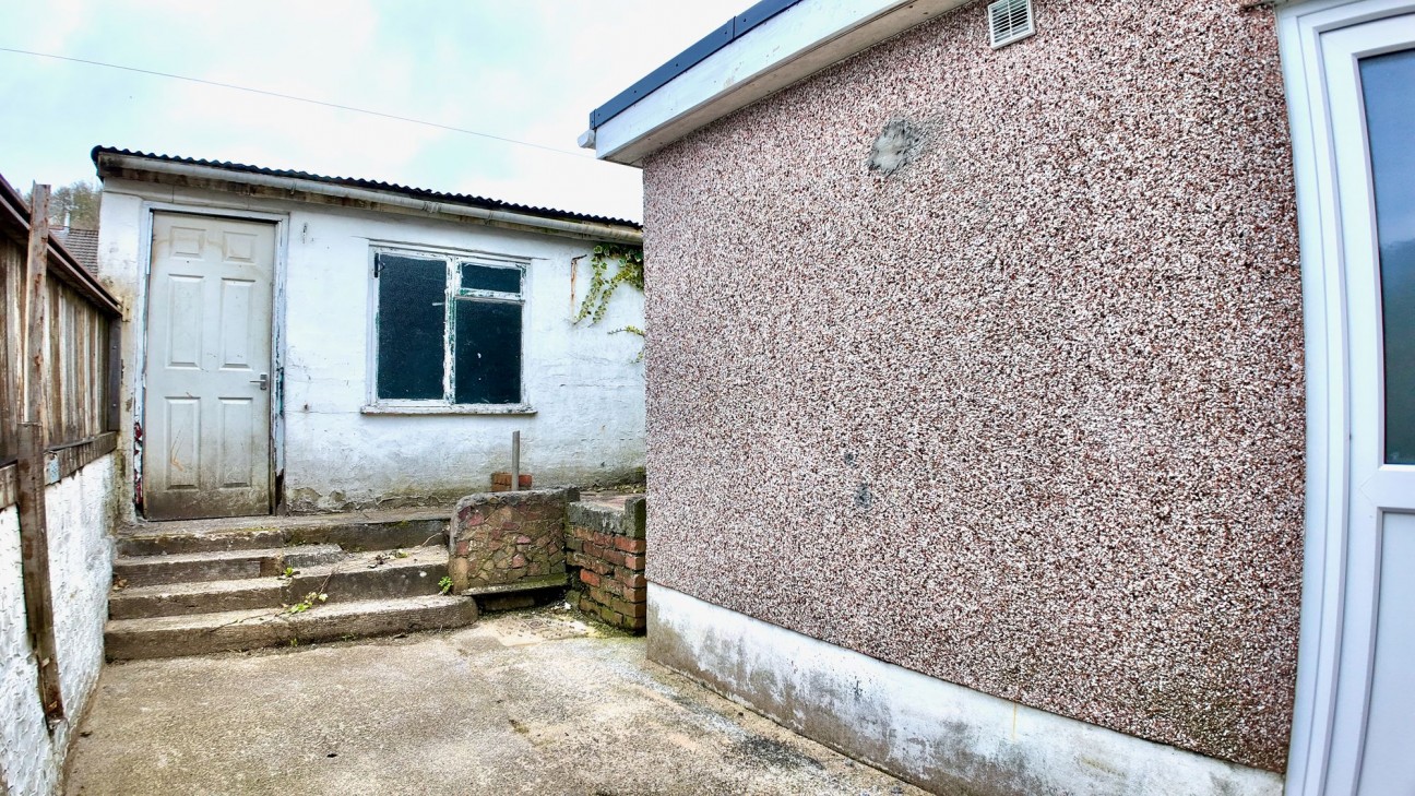 Glyn Terrace, Tredegar, NP22