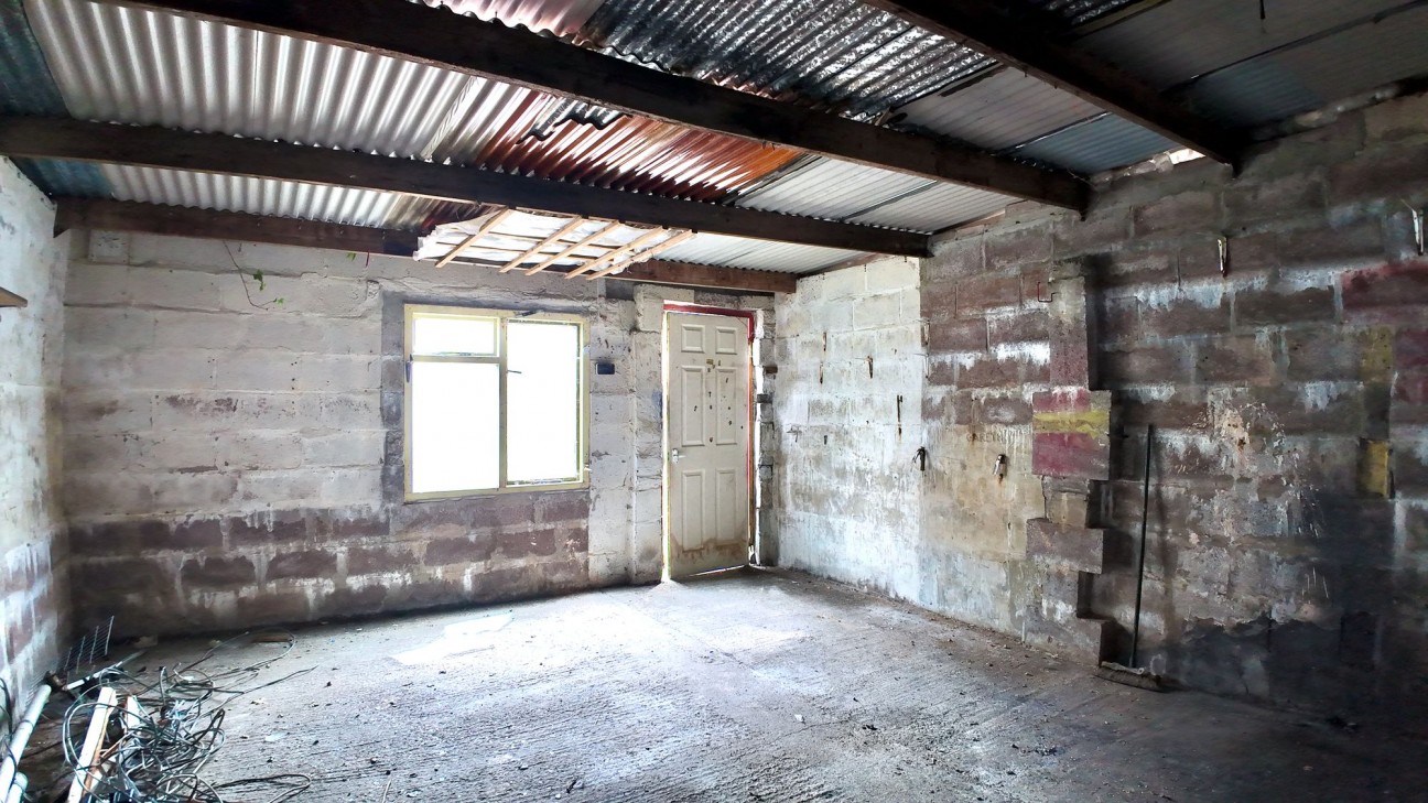 Glyn Terrace, Tredegar, NP22