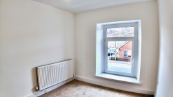 Glyn Terrace, Tredegar, NP22