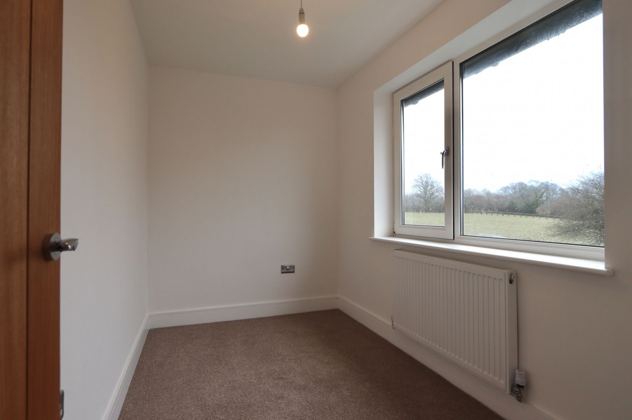 Gelligaer Road, Trelewis, CF46