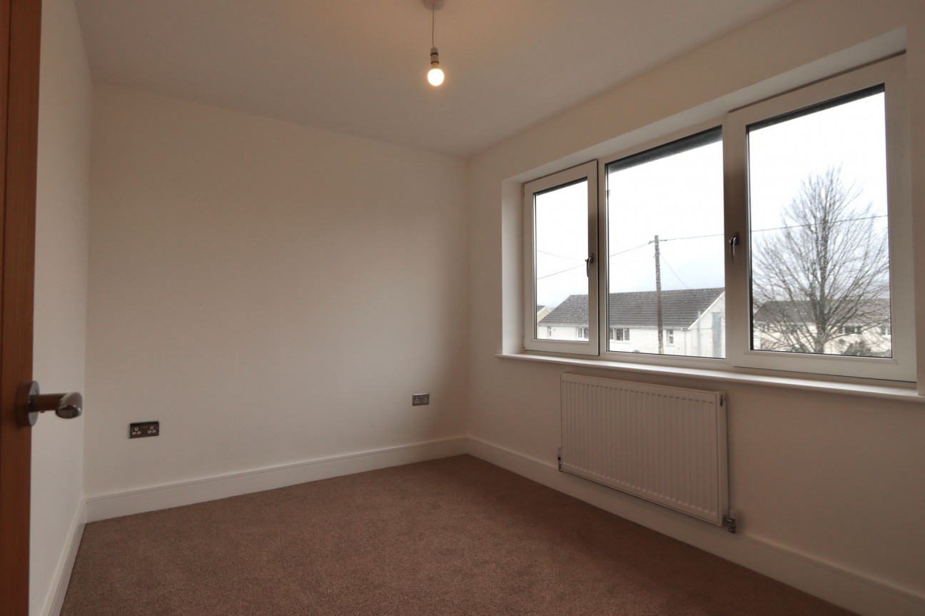 Gelligaer Road, Trelewis, CF46