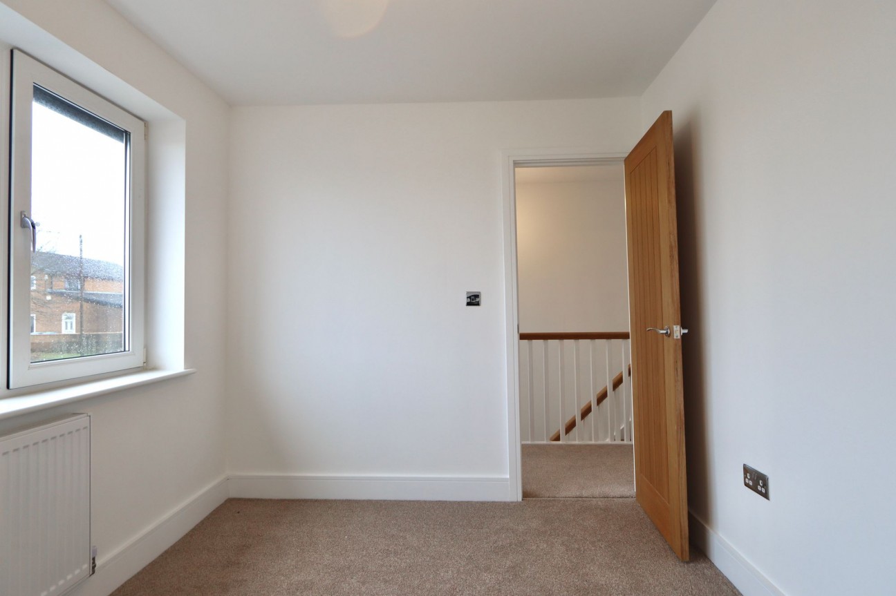 Gelligaer Road, Trelewis, CF46