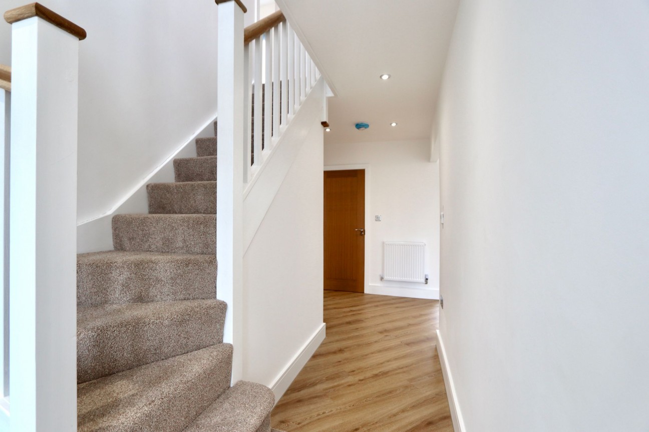Gelligaer Road, Trelewis, CF46