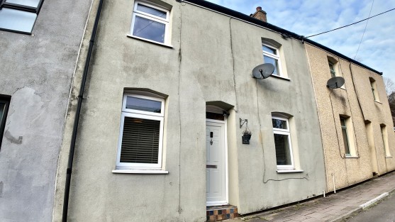 Railway Terrace, Hollybush, NP12