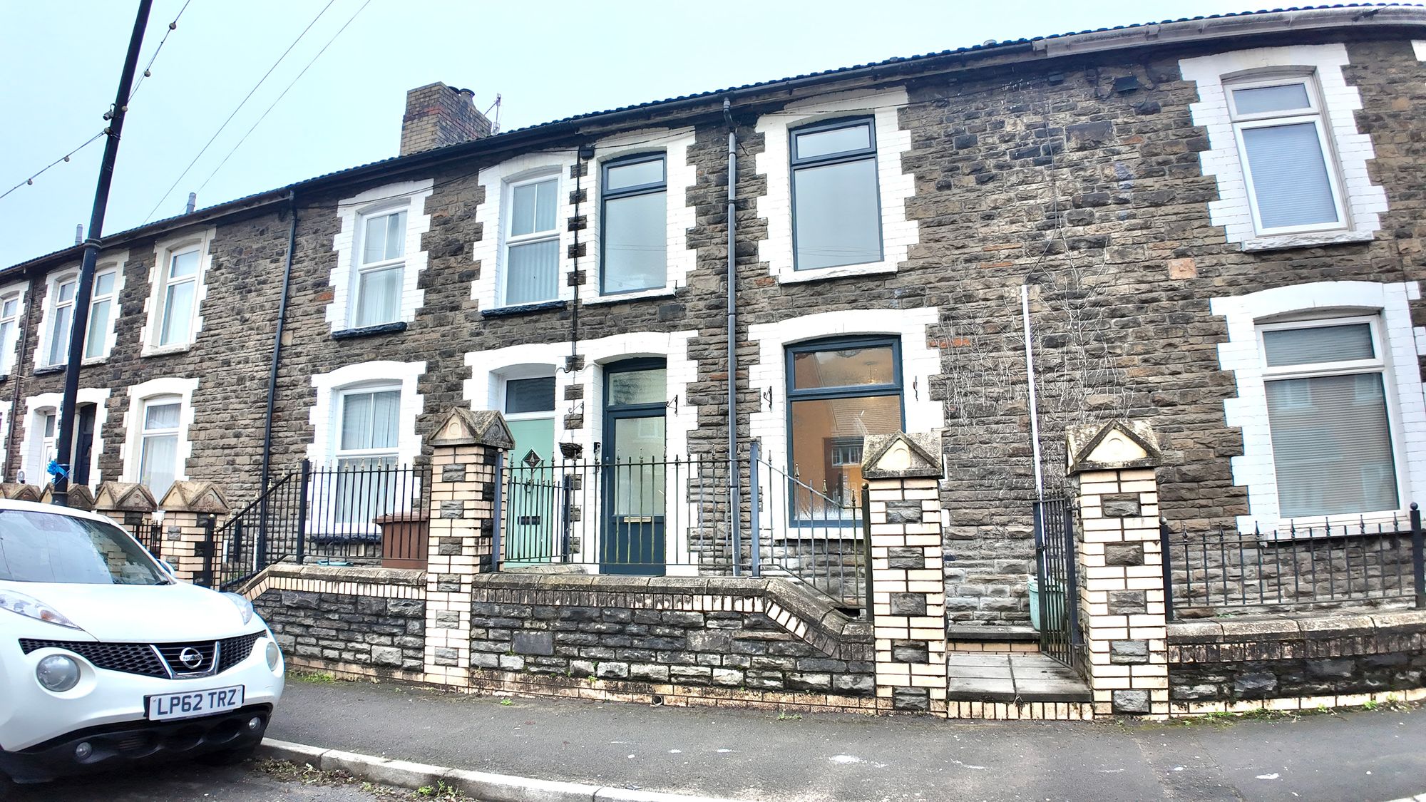 De Winton Terrace, Llanbradach, CF83
