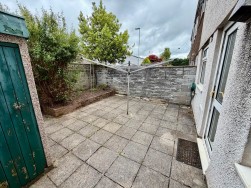 Aneurin Way, Sketty, SA2