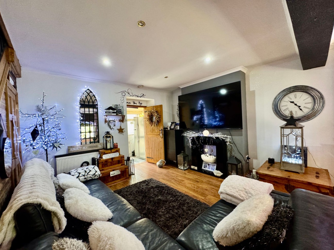 Lower Viaduct Terrace, Crumlin, NP11
