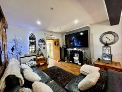 Lower Viaduct Terrace, Crumlin, NP11