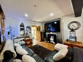 Lower Viaduct Terrace, Crumlin, NP11