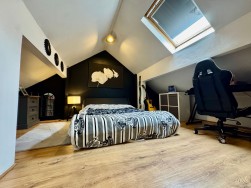 Lower Viaduct Terrace, Crumlin, NP11