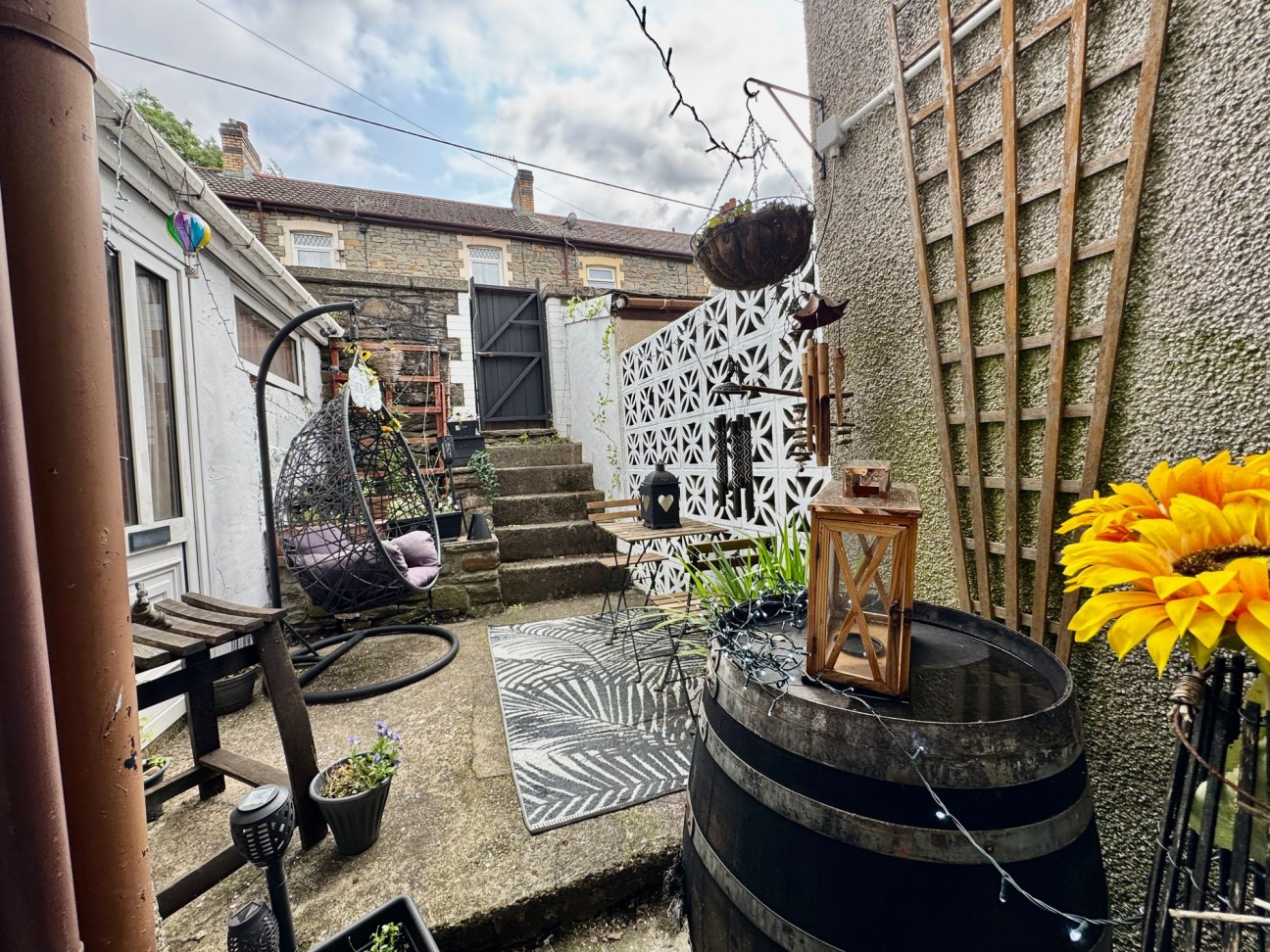 Lower Viaduct Terrace, Crumlin, NP11