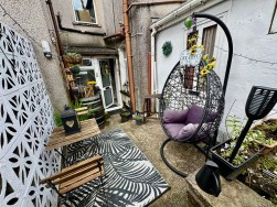 Lower Viaduct Terrace, Crumlin, NP11