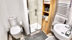 Maes Bengi, Oakdale, NP12