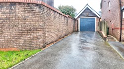 Maes Bengi, Oakdale, NP12